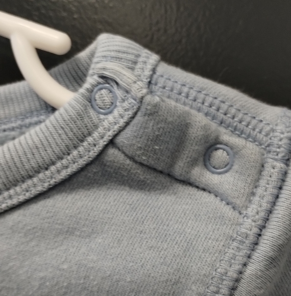 -Baby Gap Mickey Mouse Blue Long sleeve pullover sweater sz 18-24 Months Baby - Picture 8 of 14